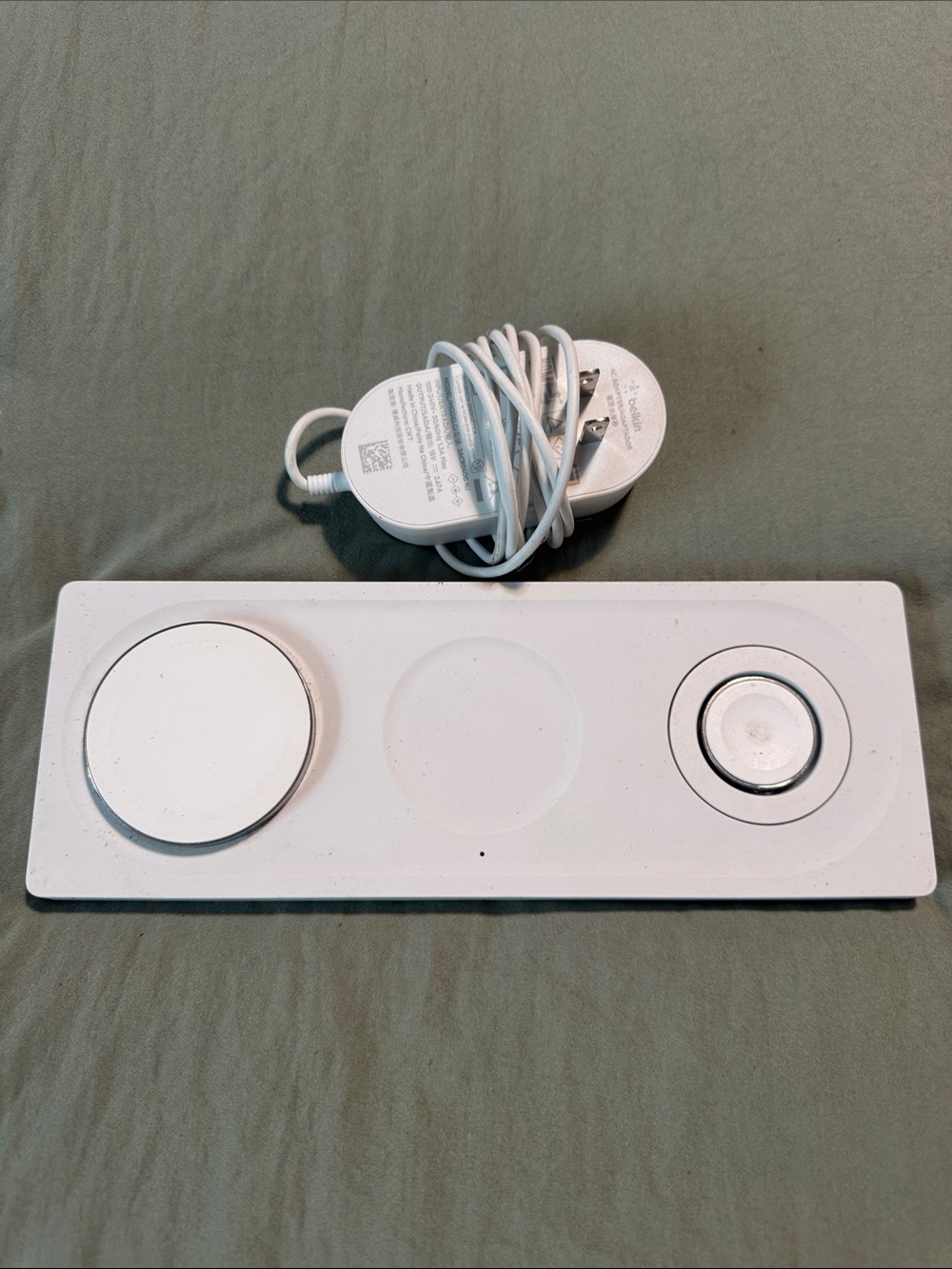 Belkin White BoostCharge Pro 3-in-1 Wireless Charging Pad